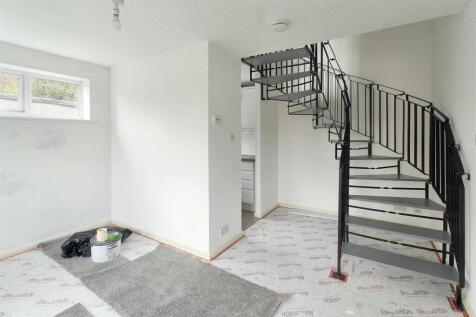 LIVING SPACE 1.jpg