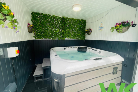 Hottub area