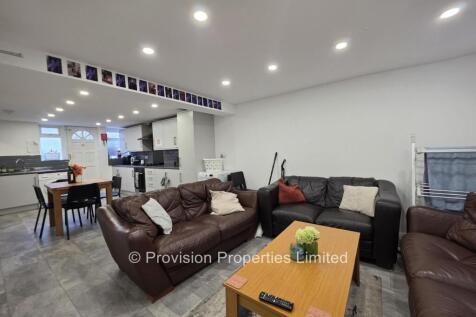 Cardigan Lane, Burley, Leeds, LS4 photo 3
