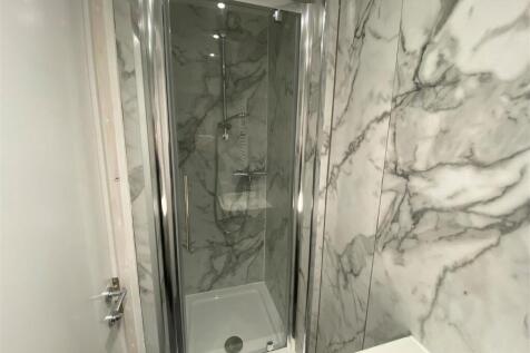 74 Queen Street - shower room.jpg