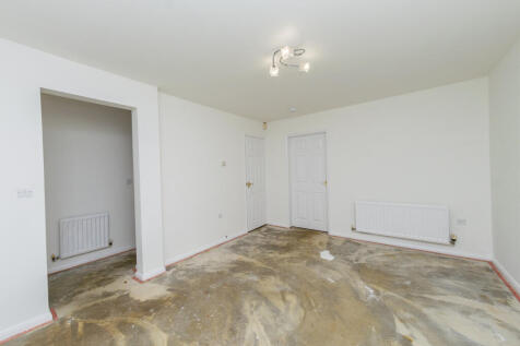 Springwood Close, WAKEFIELD, WF3 3EZ photo 3