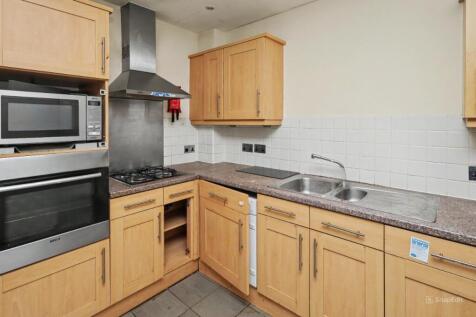Flat 5, 533 Whippendell Road, Watford WD18 7QF