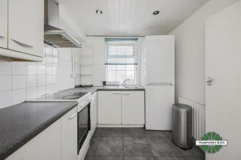 282 Higham Hill Road -006.JPG