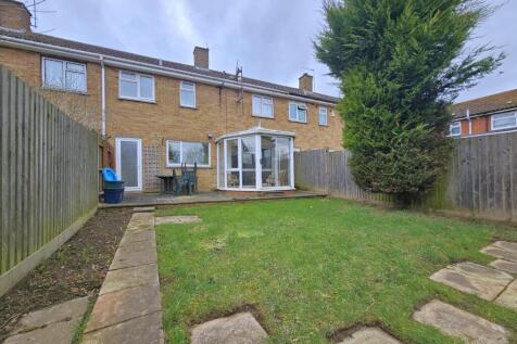 Rear Garden (2).jpg