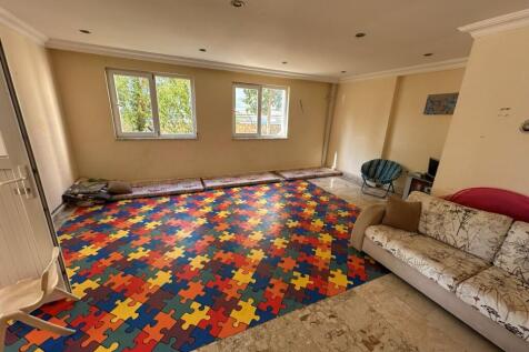 Property Image 32