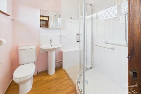 CAM02127G0-PR0367-STILL004