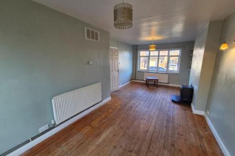 Northfield Drive, Woodsetts photo 4