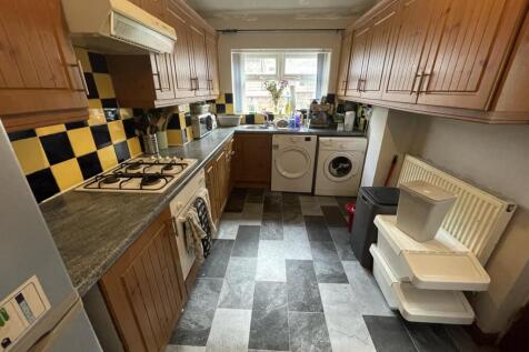 Denison Road, Victoria Park, £125pppw photo 4
