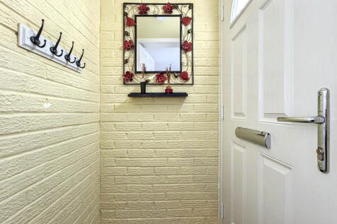 Brockhampton Close, The Cotswolds, Boldon Colliery, Tyne and Wear, NE35 9HD photo 4