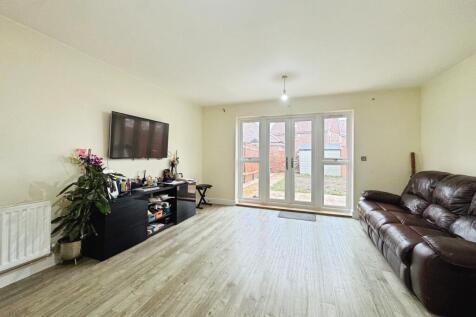 Soames Place, Wokingham, RG40 photo 3