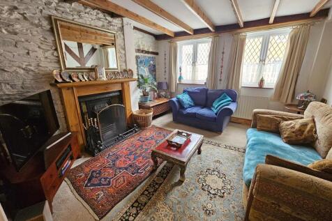 Sitting Room.jpg