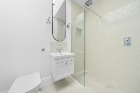 1320990-2-686d001...