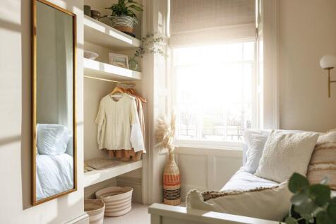 emma_place_ground_fl