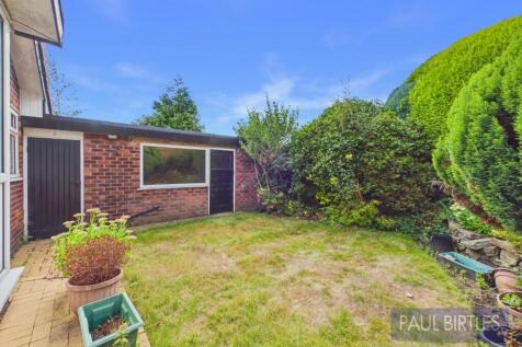 CAM04378G0-PR0423-STILL005.jpg