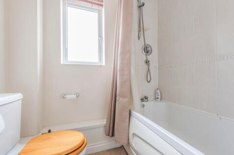 Brook View, Grange Park, NN4 photo 4