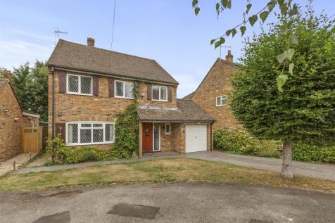 4 Grange Road, HP15 7QZ-14.jpg