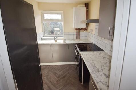 Crediton Close photo 5