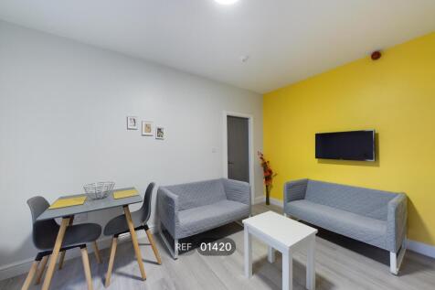 Kitchen/Living area