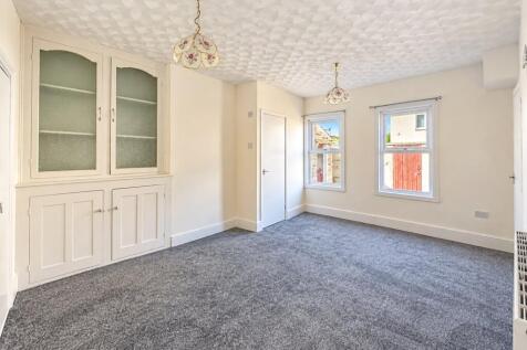 Shakespeare Road, Gillingham, Kent, ME7 photo 4