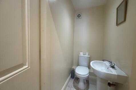 Rosewood, 10 Mona Drive, Douglas, Isle of Man, IM2 4LG photo 5