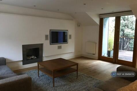 Lounge With Access To Deck