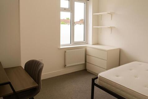 Wades Road, BS34 photo 3