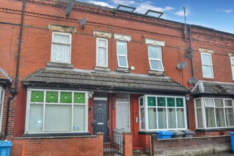 6-bed terraced on Heald Grove, Rusholme, Manchester, M14, £3,914/mo