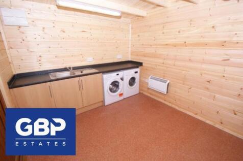 Abbs Cross Lane, Hornchurch, RM12 photo 4