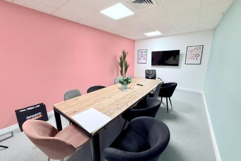 Office to rent Image 11