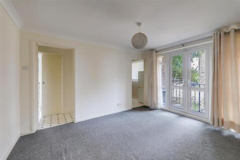 Living Room.jpg