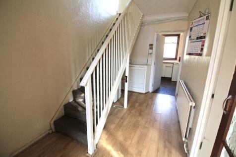 Langton Close, Norwich, Norfolk photo 3