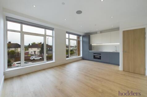 Surrey, KT16 photo 5