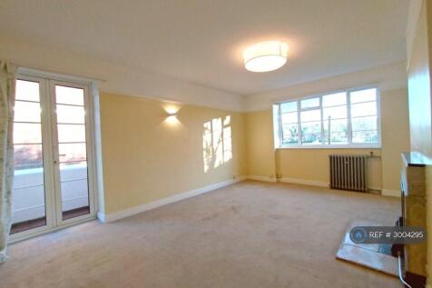 Spacious And Bright Living Room