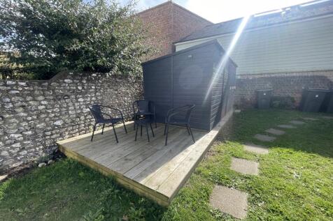 Decked sitting area/