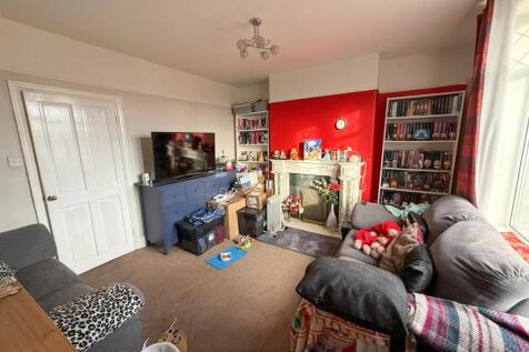 3 bed mid townhouse, Silsden