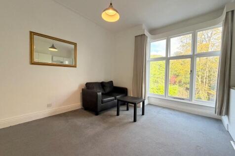 Oakwood Avenue, Roundhay, Leeds, LS8 photo 4