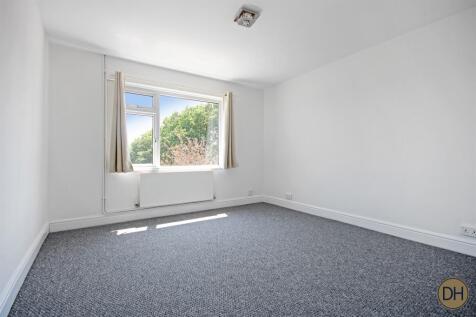 1 Bed Flat TO LET, Salcott Creek Court, Braintree, Essex, CM7 photo 4