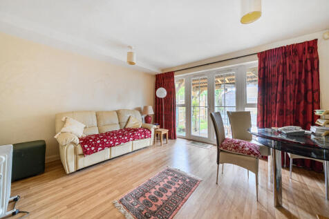 1304600-3-6843fd0...