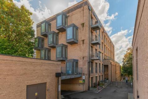 0F1HRE - External C.jpg