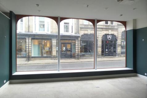 Retail Property (high street) to rent Image 7