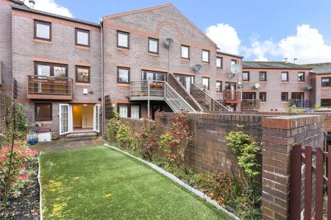 83 Orchard Brae Ave
