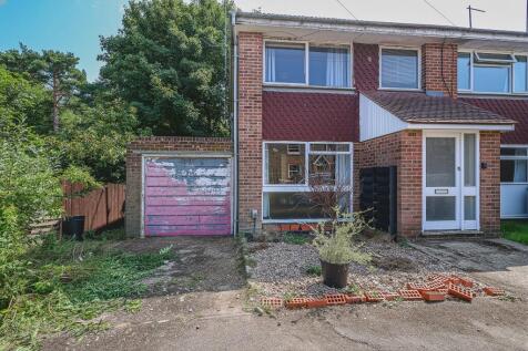 Liss, GU33 - property photo