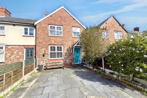 Sale, M33 - property photo