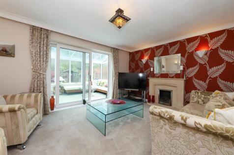 Living room.jpg