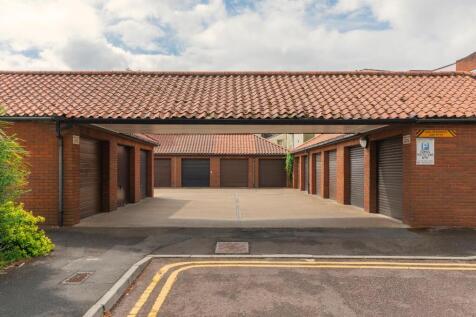 0W6RWW - External M.jpg