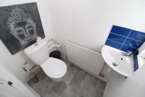 Toilet.jpg