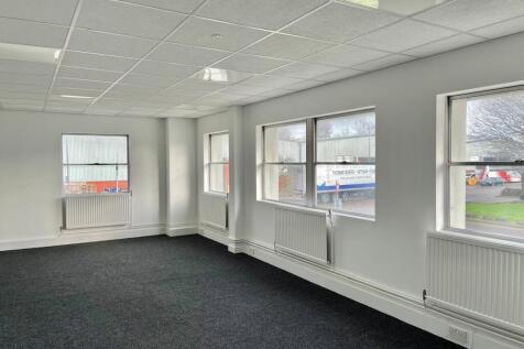 23 Airlinks  Office.jpg