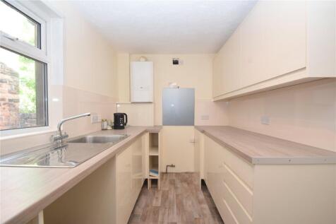 Spring Bank, Scarborough, North Yorkshire, YO12 photo 2
