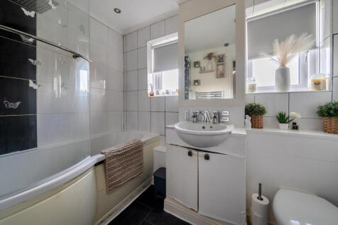 1375487-6-6909d83...