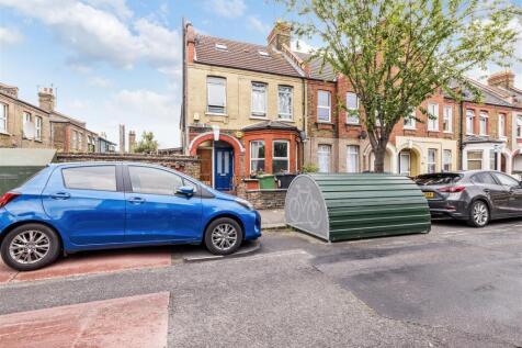 Seymour Road, E10